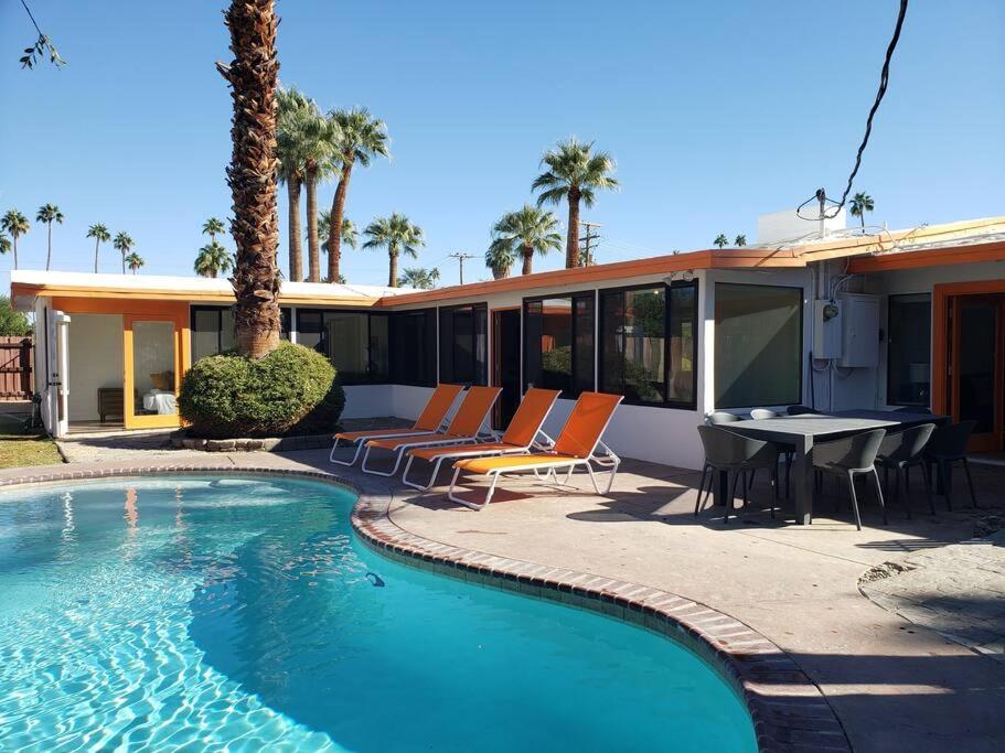 Close To Downtown Ps - Hike, Bike, Swim, Relax Palm Springs Exterior photo