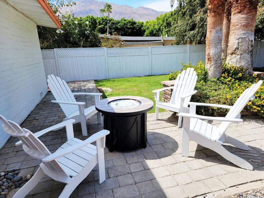 Close To Downtown Ps - Hike, Bike, Swim, Relax Palm Springs Exterior photo