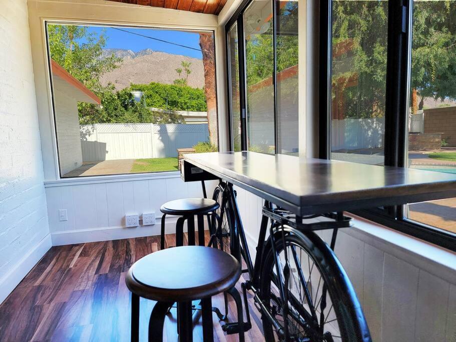 Close To Downtown Ps - Hike, Bike, Swim, Relax Palm Springs Exterior photo