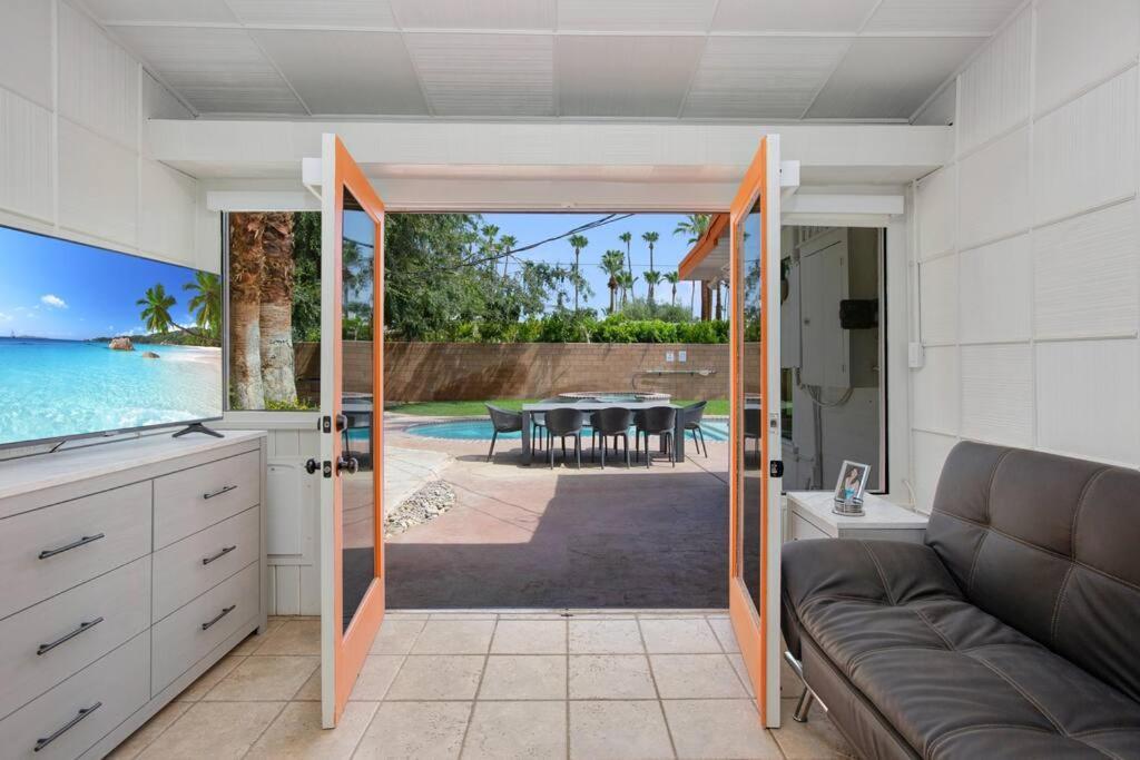 Close To Downtown Ps - Hike, Bike, Swim, Relax Palm Springs Exterior photo