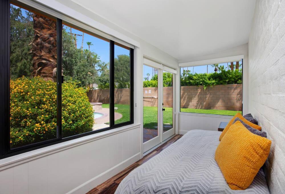Close To Downtown Ps - Hike, Bike, Swim, Relax Palm Springs Exterior photo